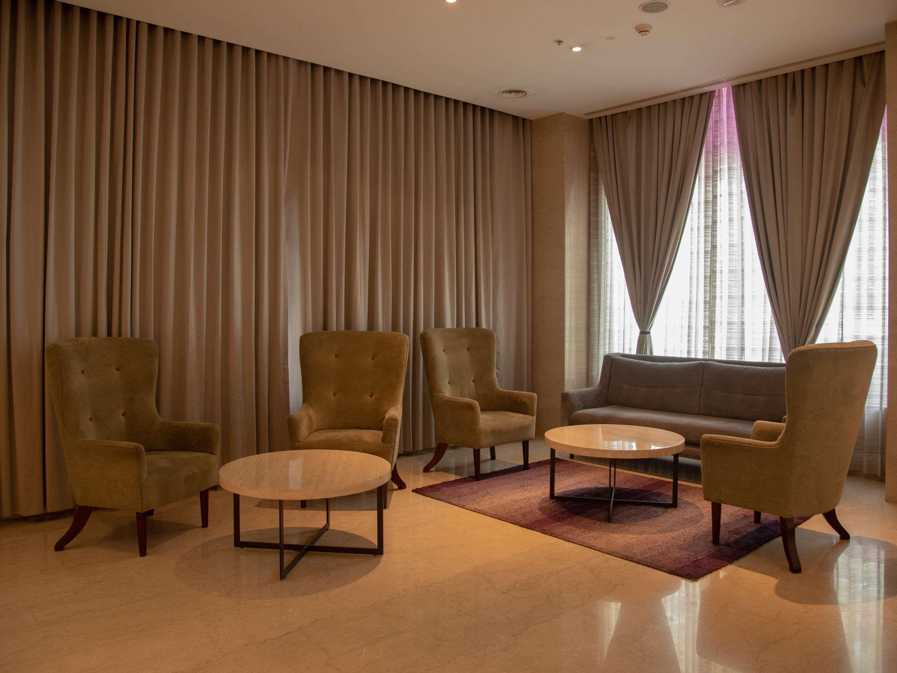 Mercure Hyderabad Kcp Banjara Hills, An Accor Hotel Екстериор снимка A room at the hotel