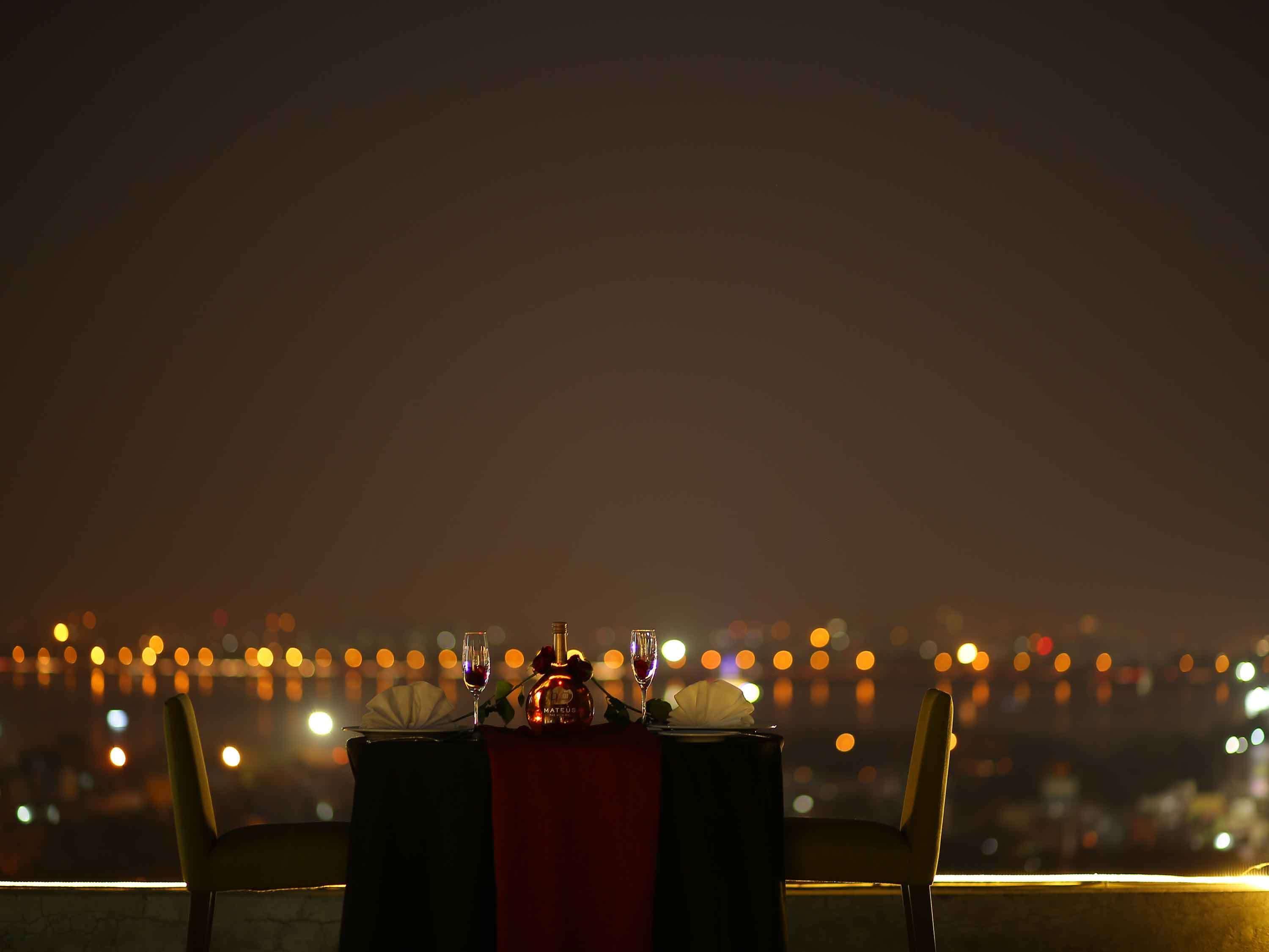Mercure Hyderabad Kcp Banjara Hills, An Accor Hotel Екстериор снимка A view of the city from the rooftop of the hotel