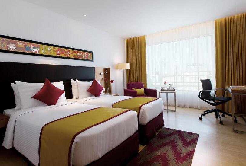 Mercure Hyderabad Kcp Banjara Hills, An Accor Hotel Екстериор снимка